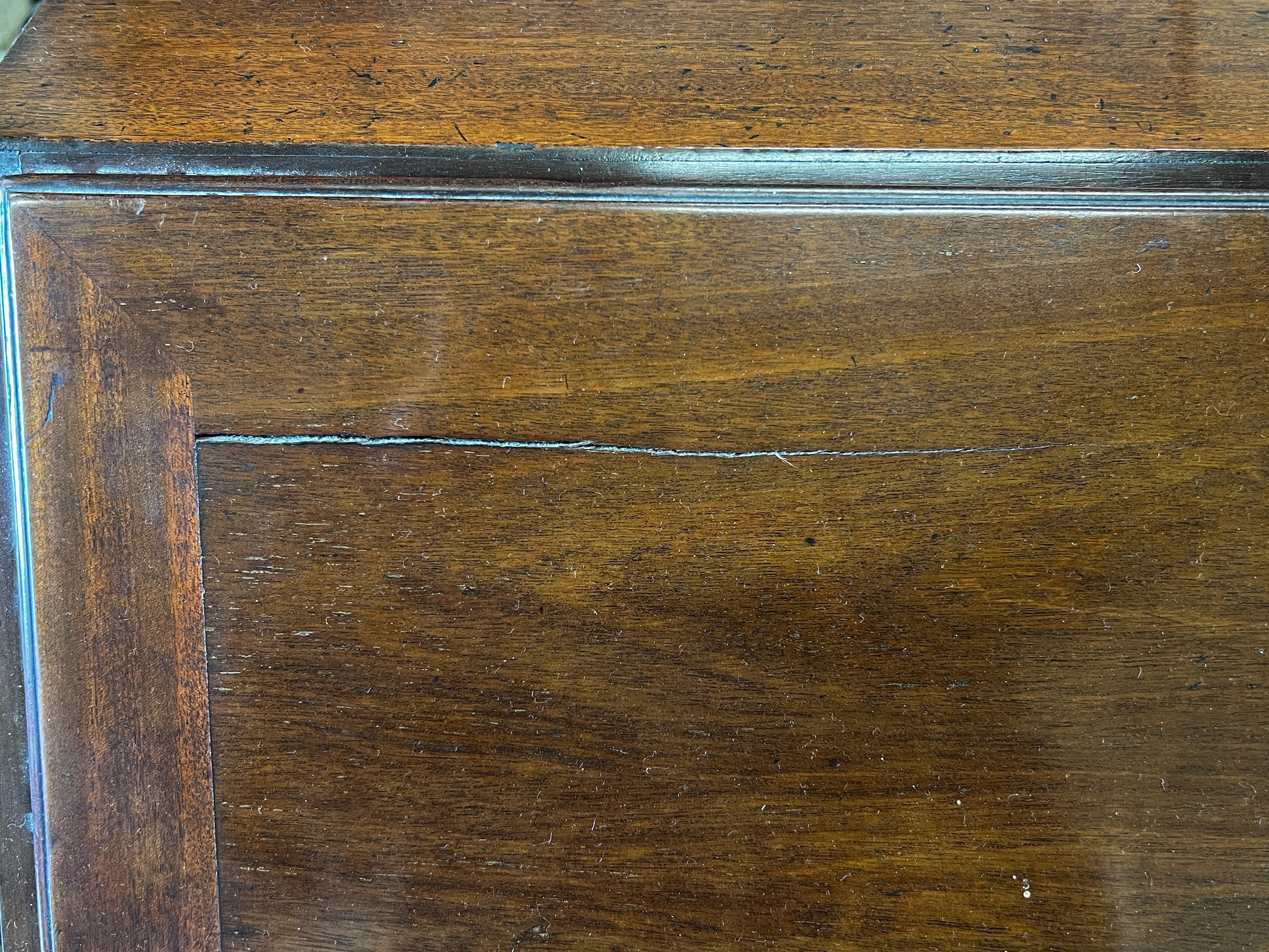 A George III mahogany bureau, width 99cm, depth 54cm, height 105cm